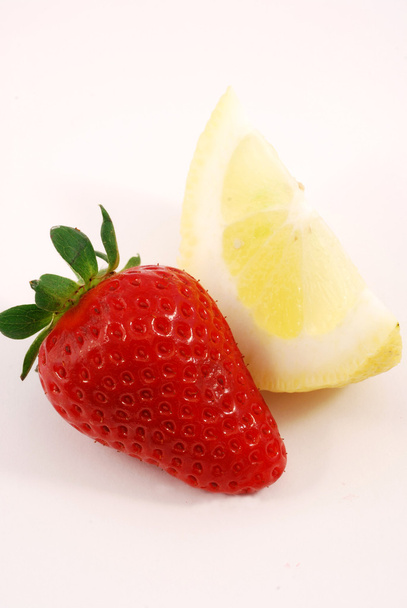 Fresa con limón
 - Foto, imagen