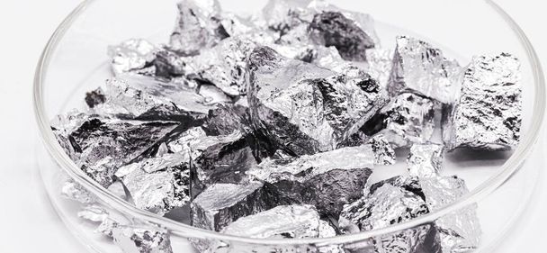raw aluminum, high purity, aluminum alloy and ore, metal alloy, extracted from bauxite, anti-corrosion, industrial use, isolated background - 写真・画像
