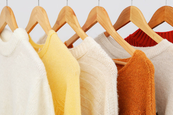 Концепция осенней одежды, гардероб осеннего сезона - Фото, изображение