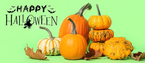 Many pumpkins on green background. Happy Halloween - Foto, immagini