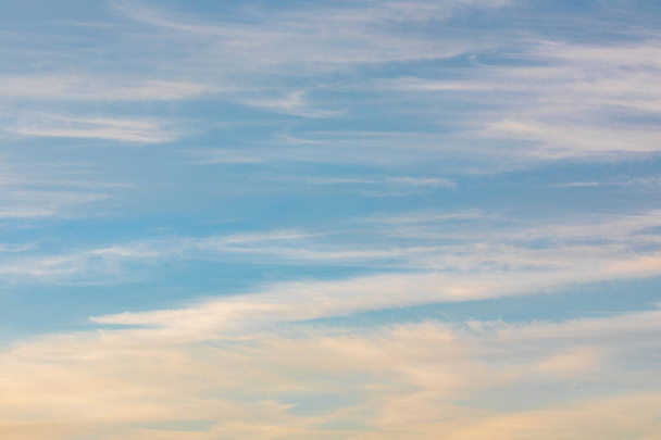 USA, Washington State, Whitman County. Palouse. Blue sky with clouds. - Foto, immagini
