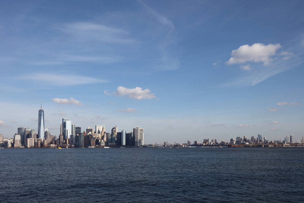 New York und Brooklyn - Skyline / New York and Brooklyn - Skyline / - Zdjęcie, obraz