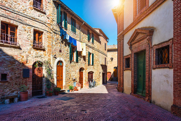 Pienza, a town in the province of Siena in Tuscany, Italy, Europe. Tuscany, Pienza italian medieval village. Siena, Italy. The small town of Pienza in Tuscany, Italy.  - Zdjęcie, obraz