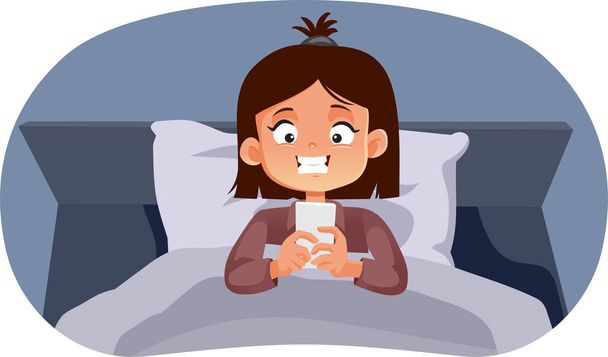 Funny Little Girl Using Smartphone Before Going to Bed Vector Cartoon - Vettoriali, immagini