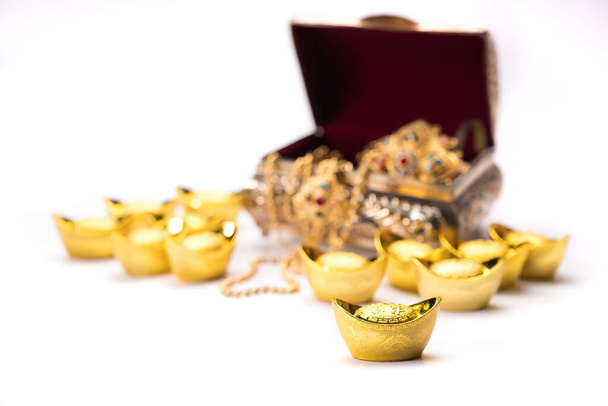 lingote de oro para la decoración de adornos de año nuevo chino. - Foto, Imagen