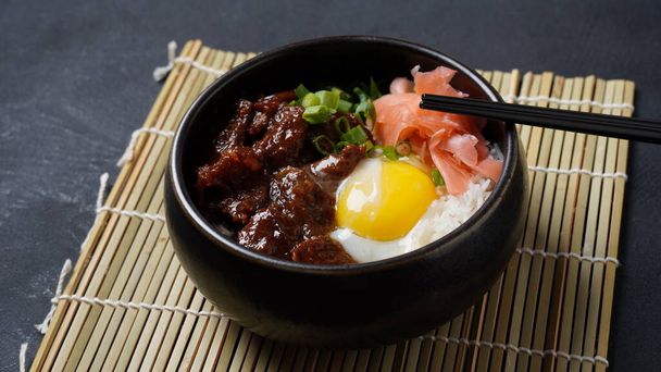 Gyudon : japanese food with beef and rice - Φωτογραφία, εικόνα