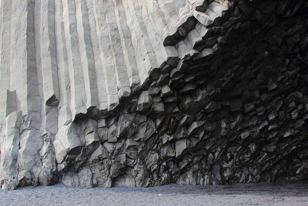 Basalttipylväät, Black Sand Beach, Islanti, Vik - Valokuva, kuva