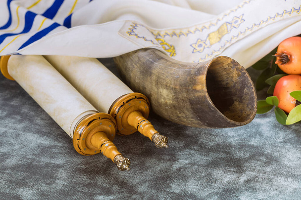Йом-Киппур еврейский праздник религиозной традиции атрибуты фестиваля символов - Фото, изображение
