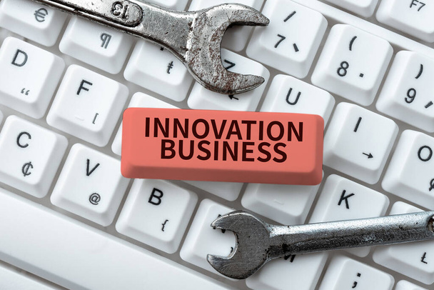Podpis pod tekstem przedstawiającym innowacyjny biznes, znaczenie pojęcia Wprowadzenie nowych pomysłów Usługi metodologiczne przepływów pracy - Zdjęcie, obraz