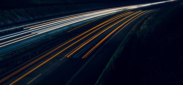 luzes de carros com noite. exposição prolongada - Foto, Imagem
