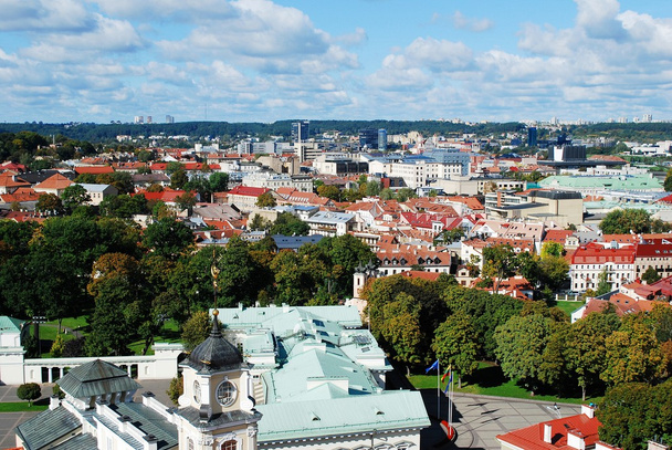 Vista aérea de la ciudad de Vilna desde la torre de la Universidad de Vilna
 - Foto, Imagen