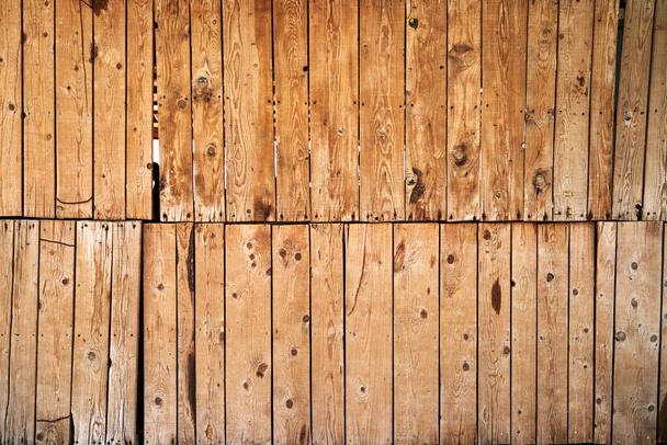 Struttura di un recinto di legno da due metà. Foto di alta qualità - Foto, immagini