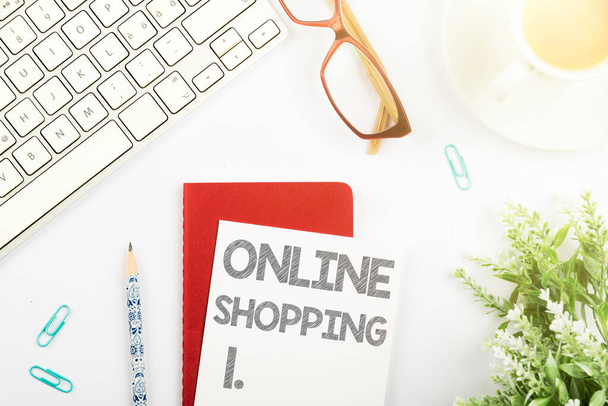 Conceptual caption Online Shoppingallows consumer, щоб купити свої товари через Інтернет, Word Written на дозволяє споживачам купувати свої товари через Інтернет - Фото, зображення