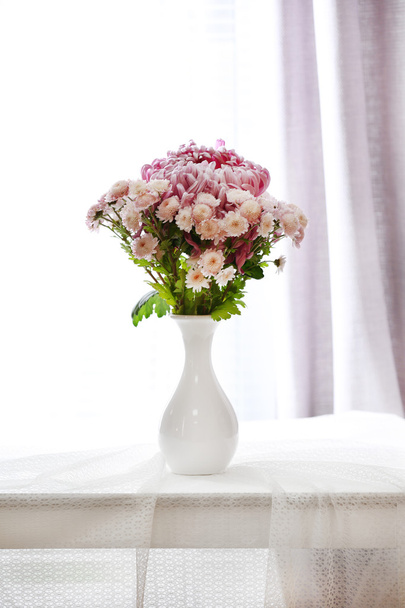 Beautiful flowers in vases - Foto, imagen