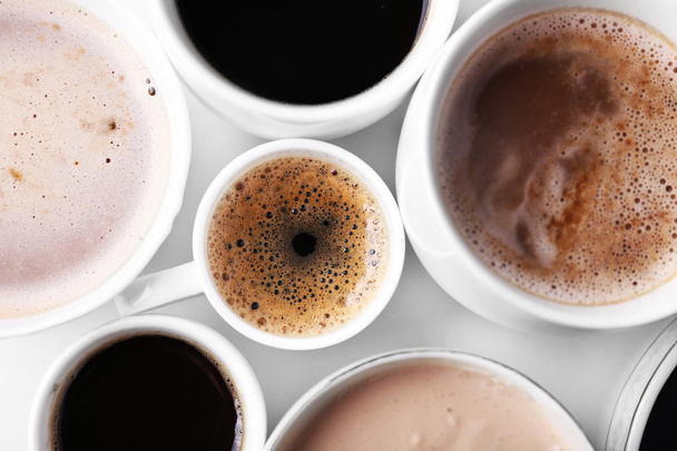 Много кофейных чашек
 - Фото, изображение