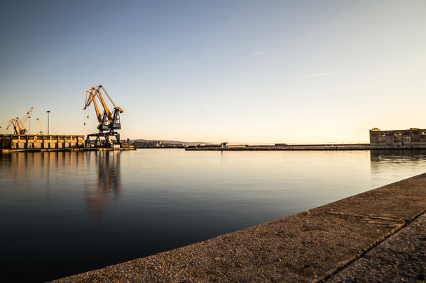 Cranes of the port of Trieste - Fotoğraf, Görsel