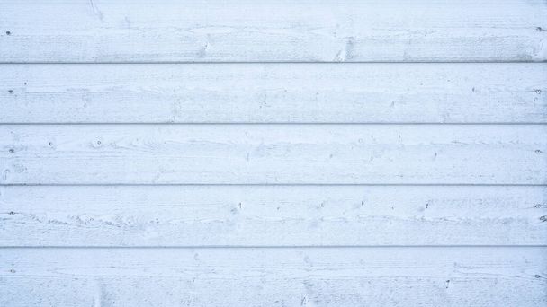 Antiguo gris blanco pintado rústico tablero de madera claro brillante textura de la pared - Texturizado fondo de madera patrón de mala calidad - Foto, Imagen