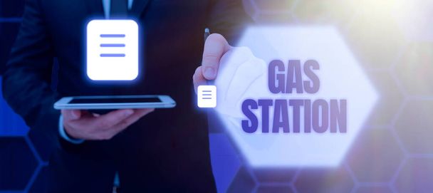 Kavramsal ekran Benzin İstasyonu, İnternet Konsepti, özellikle benzin ve petrol ile motorlu araçlara hizmet vermek için - Fotoğraf, Görsel