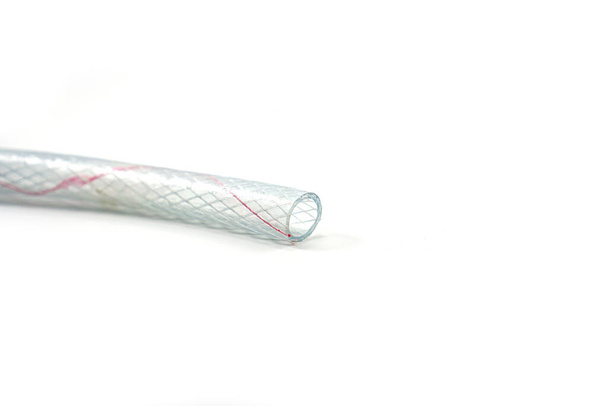 tubo flessibile in plastica trasparente isolato su fondo bianco - Foto, immagini