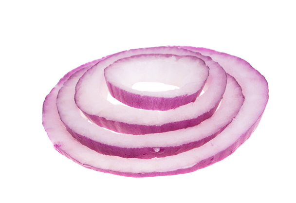 anelli di cipolla lilla isolati su sfondo bianco - Foto, immagini