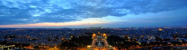 Ночью в Париже. Панорама
 - Фото, изображение