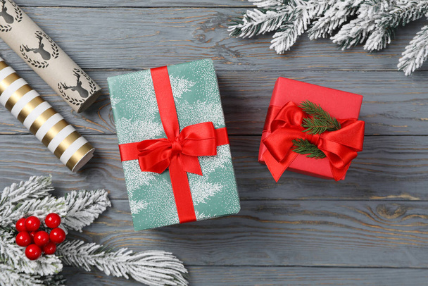 Концепція різдвяного подарунка, подарункові коробки, вид зверху
 - Фото, зображення