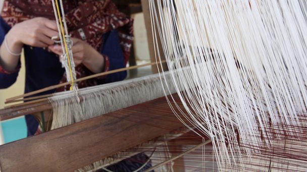 Handgemaakte weven draad - Foto, afbeelding