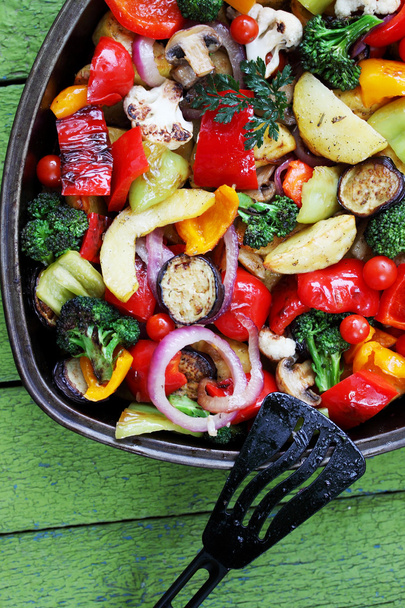 Gemüseeintopf im Ofen - Foto, Bild