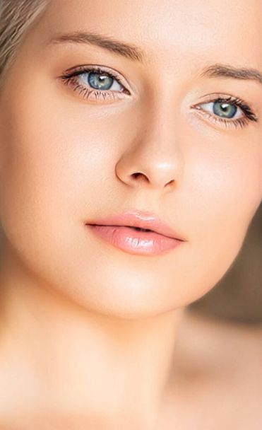 Perfect skin and beauty look, beautiful face of young woman for skincare cosmetics and cosmetology, close-up portrait - Valokuva, kuva
