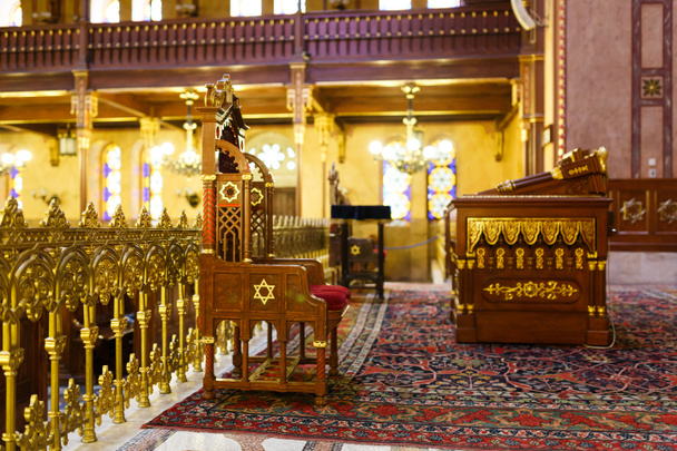 Sinagoga em Budapeste
 - Foto, Imagem