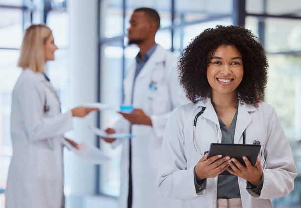 Black woman healthcare doctor with tablet for research in .medical hospital leadership, help and trust. African girl pharmacist with internet digital technology data for medicine analytics results. - Foto, Imagem