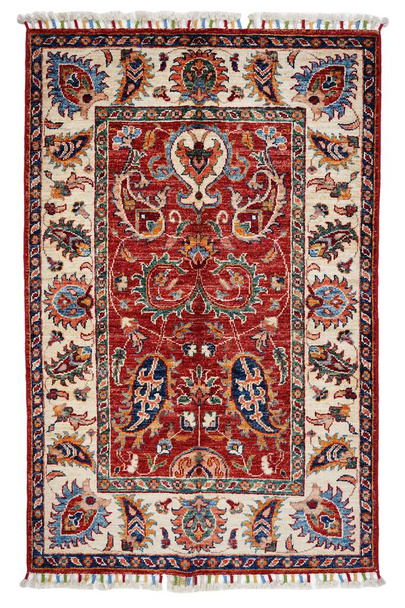 tappeto afgano intrecciato a mano separato dallo sfondo - Foto, immagini