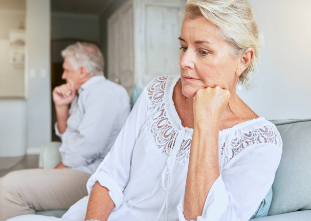 Retirement couple, ignore and fight for divorce with marriage cheating revelation shock. Elderly people in relationship conflict break up with infidelity secret confession and trust issue - Valokuva, kuva
