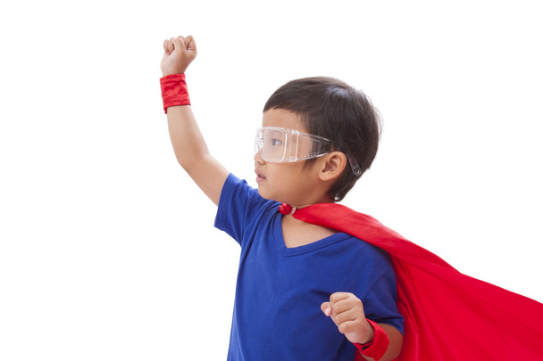 Маленький мальчик, притворяющийся супергероем
 - Фото, изображение