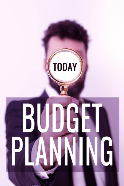 Kavramsal başlık Bütçe Planlama Mevcut ve gelecekteki harcamalar, iş konsepti Mevcut ve gelecekteki harcamalar hakkında yazılı açıklama - Fotoğraf, Görsel