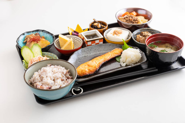 Kolorowe dania kuchni japońskiej, śniadanie, zestaw posiłków - Zdjęcie, obraz