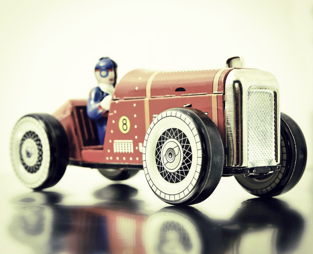 Старий автомобіль іграшка
 - Фото, зображення