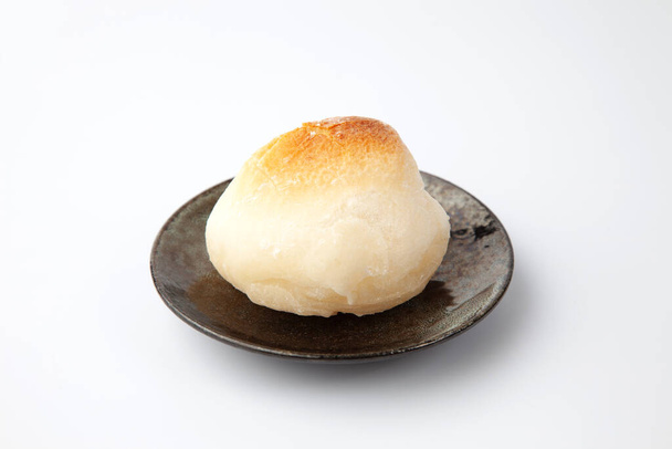 pastel de arroz al horno en primer plano plato aislado sobre fondo blanco - Foto, Imagen