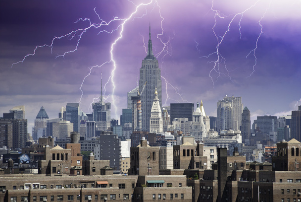 Une tempête approche de New York
 - Photo, image