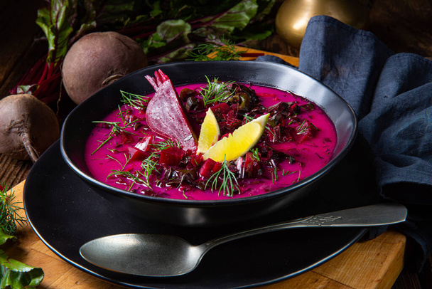 Red borszcz with dill and lemon - Photo, Image