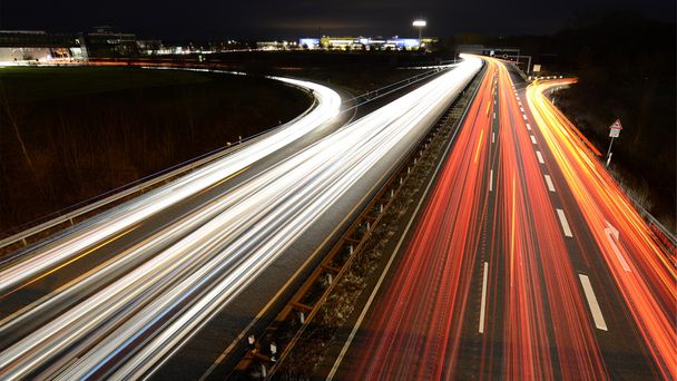 Niemieckie autostrady na wieczór - Zdjęcie, obraz
