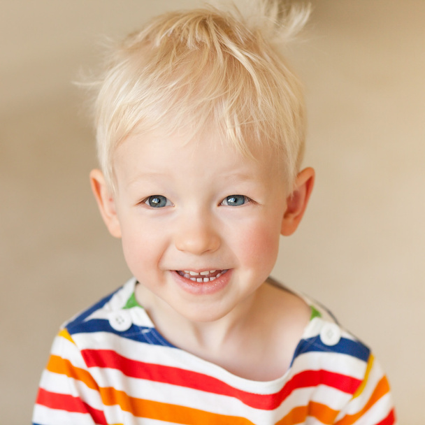 Smiling toddler - Foto, imagen