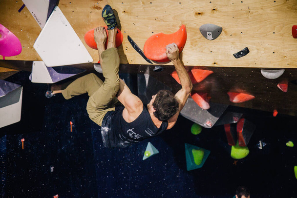 Ukraine. Kiev. 24.09.2022 competitions in climbing, bouldering. climbing gym "Space". High quality photo - Фото, изображение