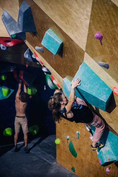 Ukraine. Kiev. 24.09.2022 competitions in climbing, bouldering. climbing gym "Space". High quality photo - Foto, Imagem