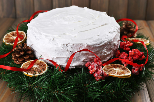 Christmas cake with wreath - Photo, Image