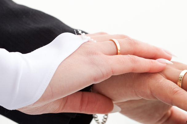 Hands of the bride and groom with the rings - Φωτογραφία, εικόνα