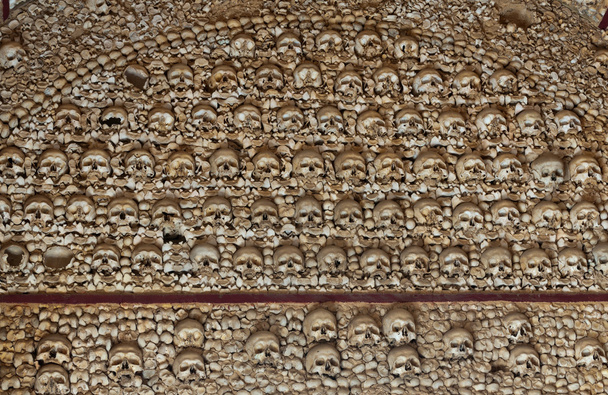 Chapelle des os à Faro
 - Photo, image