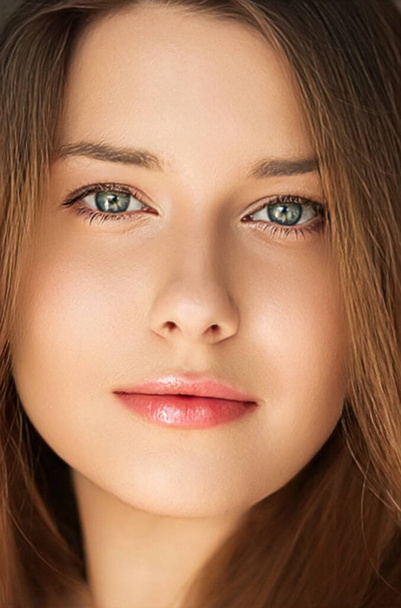 Natural beauty and no make-up look, beautiful young woman as skin care cosmetics and feminine brand concept, face portrait close-up - Valokuva, kuva