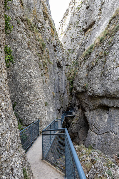 La Yecla Gorge, Burgos Province, Spain. It is a deep and narrow gorge modeled in limestone materials - 写真・画像
