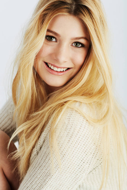 Casually confident. Closeup portrait of a beautiful young blonde woman - Fotografie, Obrázek